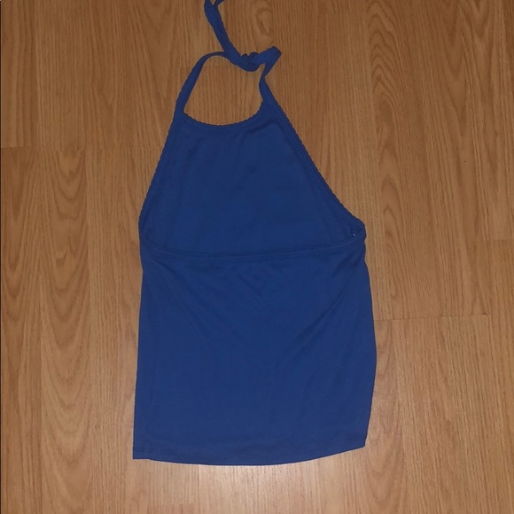 Halter top - Picture 2 of 2